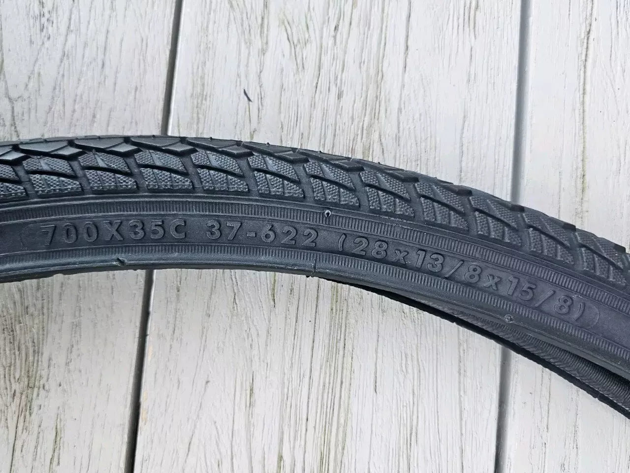 700x35c Bike Tyre ANTI-STAB tire