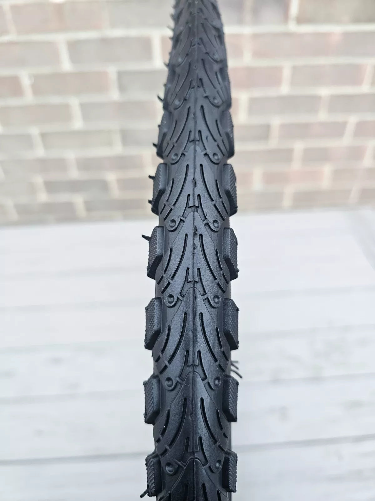 700x45c Bike Tyre ANTI-STAB tire