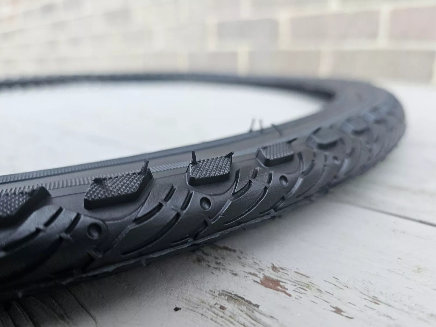 700x45c Bike Tyre ANTI-STAB tire