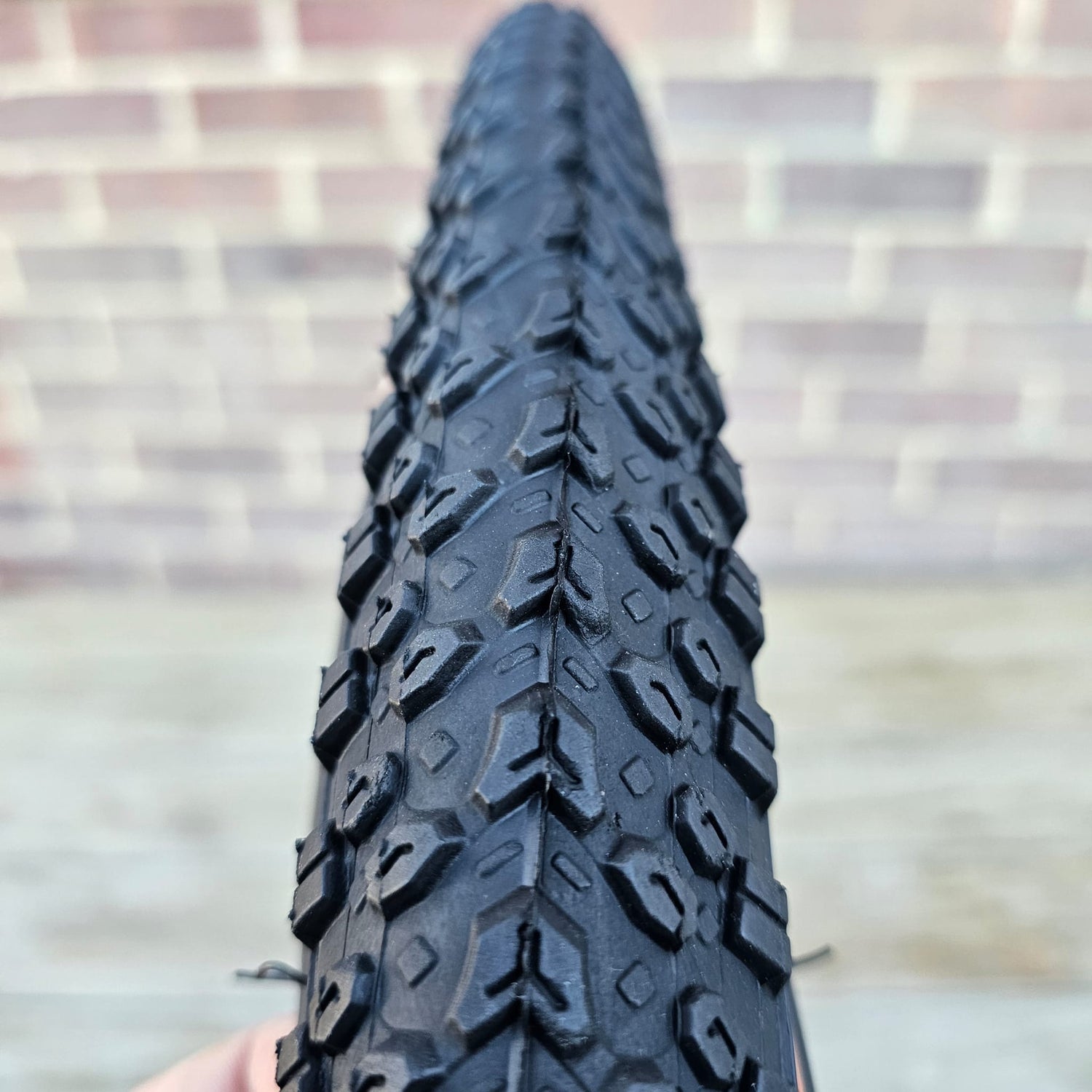 24x2.125 Bike Tyre Hengqi tire ANTI-STAB