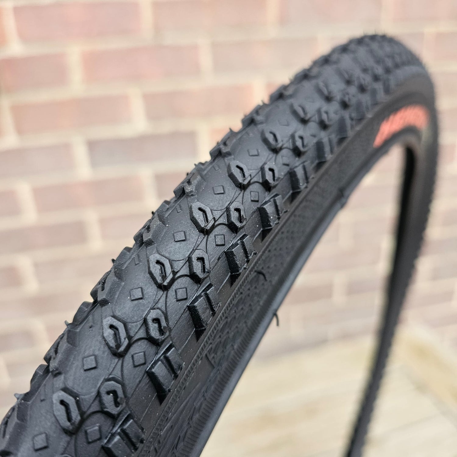 26x2.125 Bike Tyre Hengqi tire ANTI-STAB