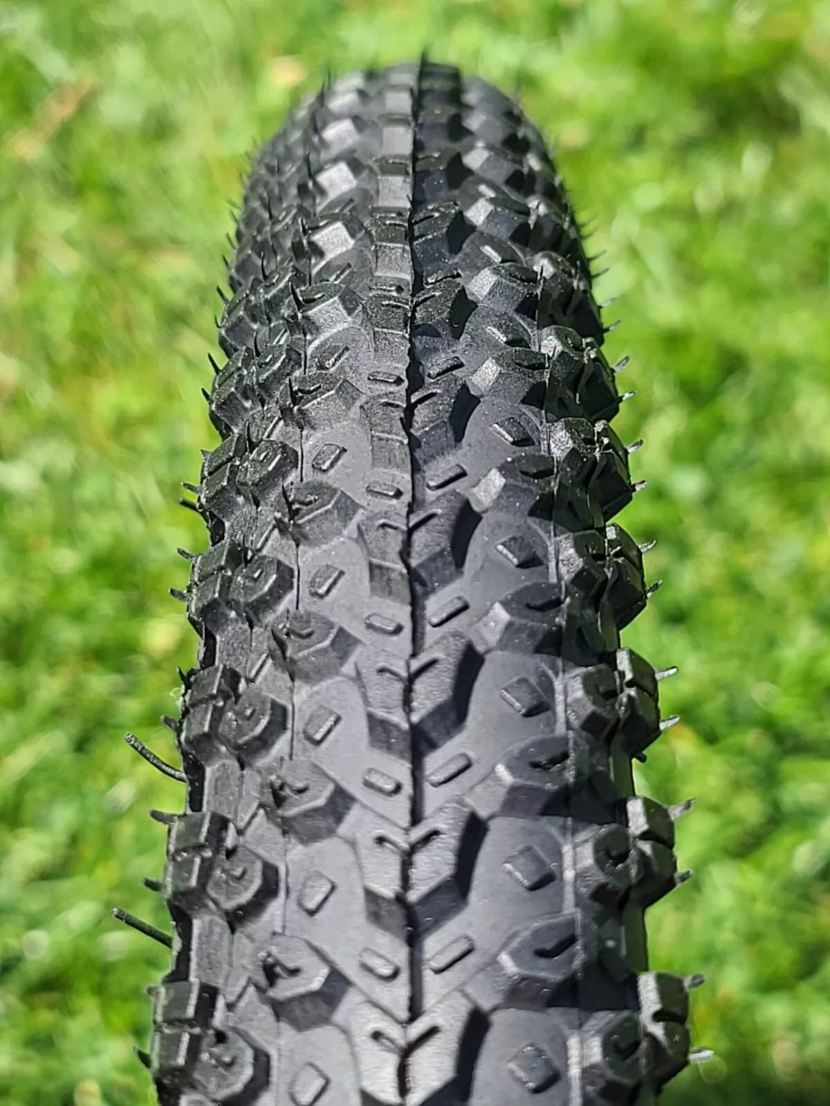 Bike Tyre | Hengqi | 20x2.125 | High Quality Bicycle Tyre