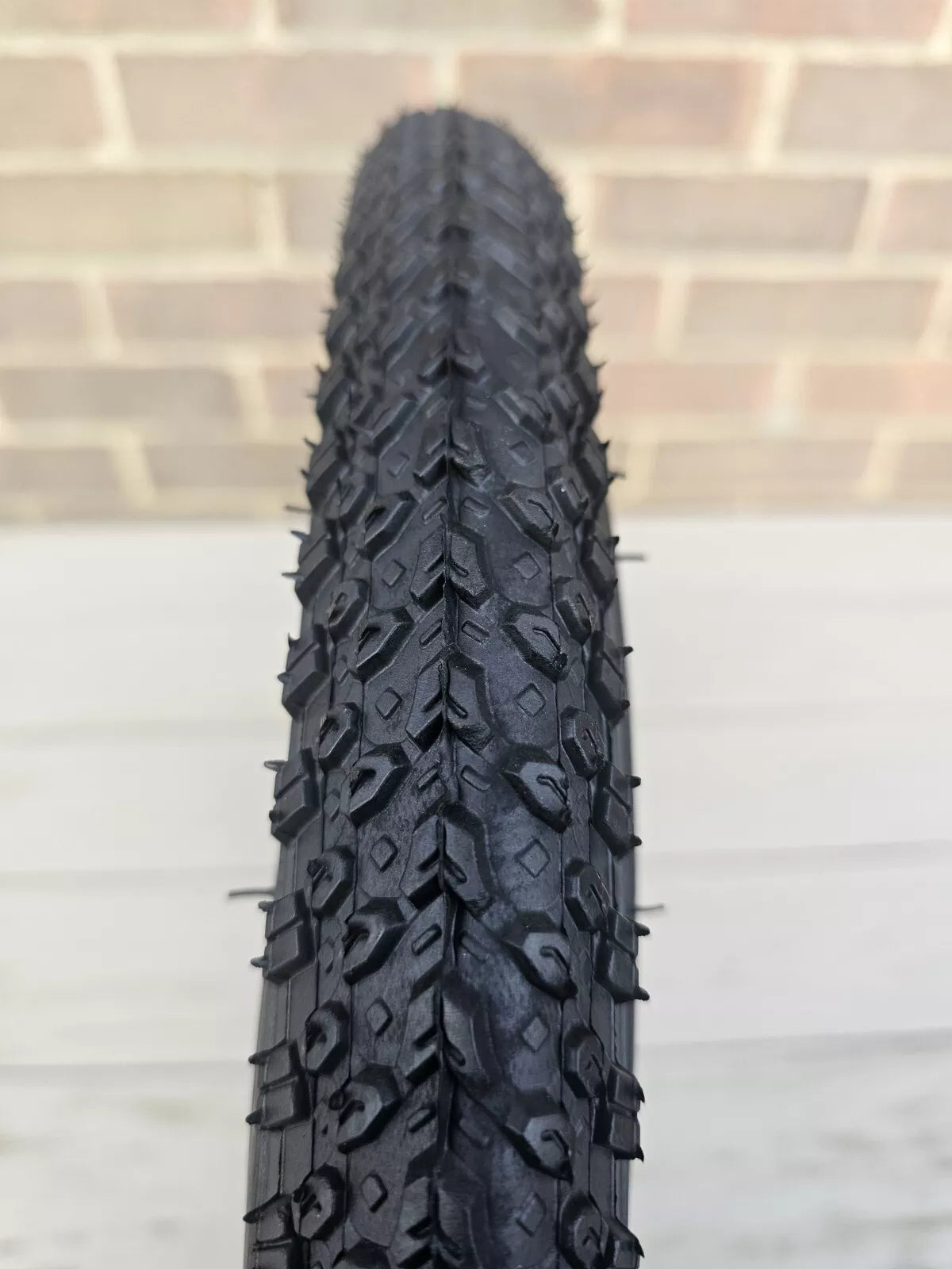 Bike Tyre 20x1.95 tire HENGQ ANTI-STAB