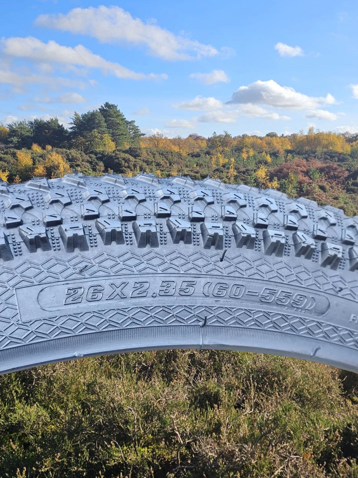 26x2.35 Bike Tyre Hengqi tire ANTI-STAB